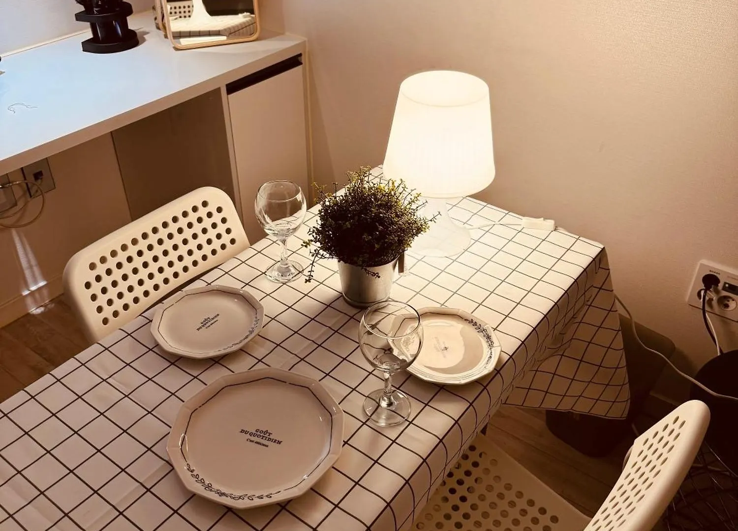 A Cozy House With Excellent Transportation Apartment Seoul